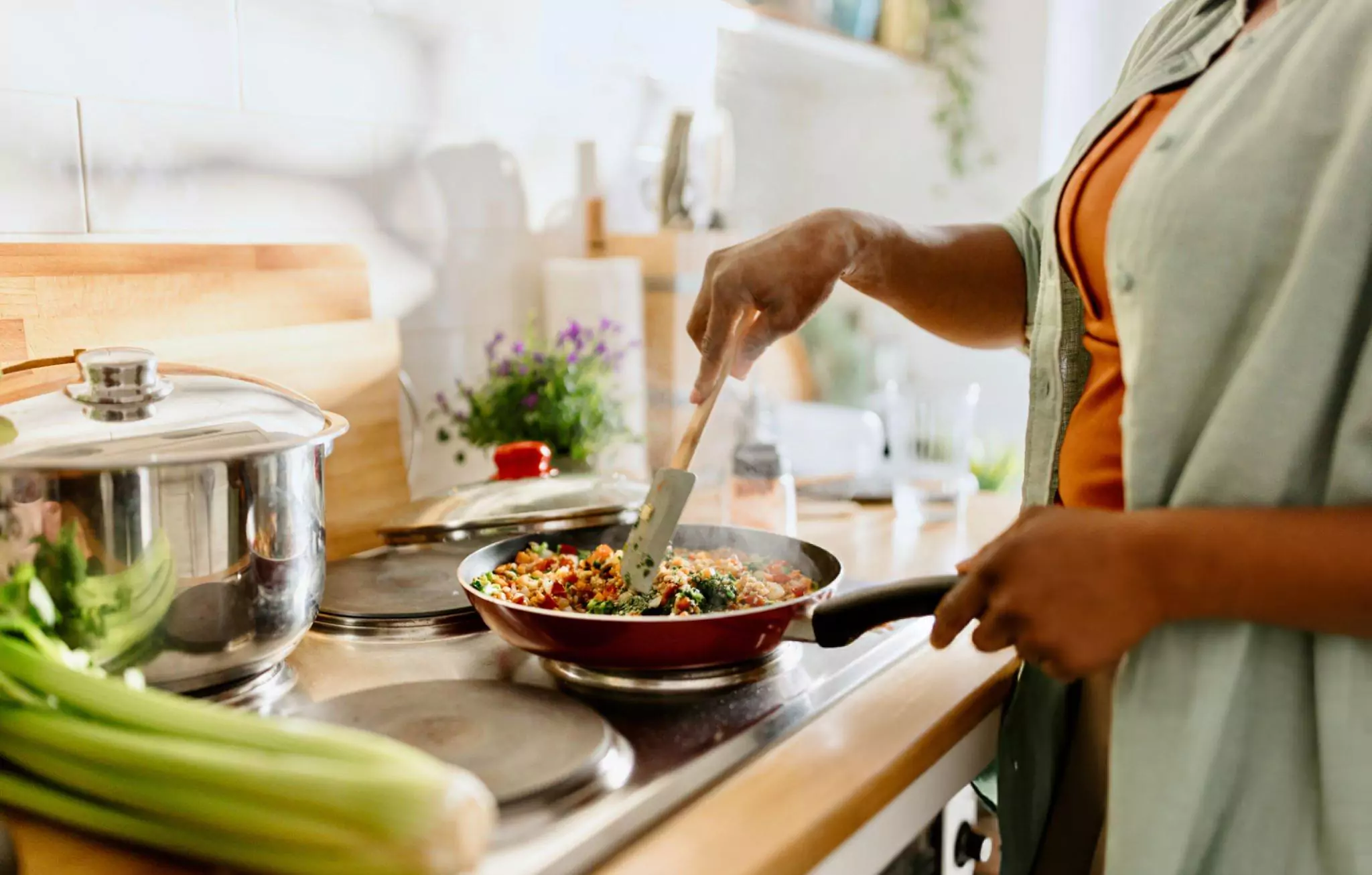 Guide to Choosing the Right Cookware for Your Kitchen